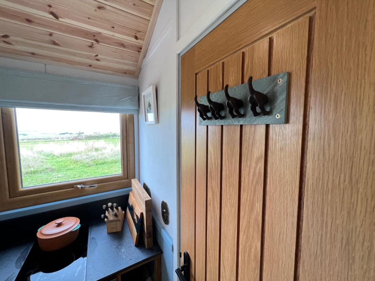Luxury Shepherd Hut In The Peak District Bakewell Buitenkant foto