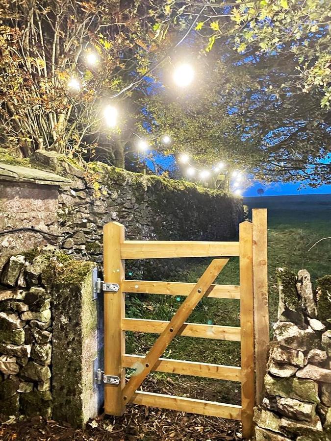 Luxury Shepherd Hut In The Peak District Bakewell Buitenkant foto
