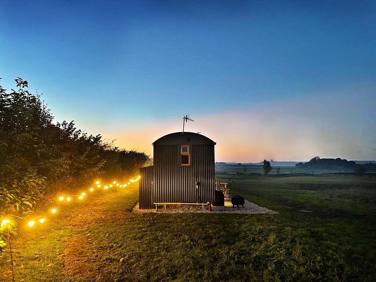 Luxury Shepherd Hut In The Peak District Bakewell Buitenkant foto