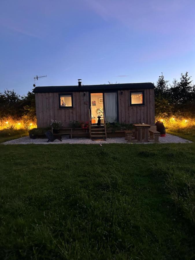 Luxury Shepherd Hut In The Peak District Bakewell Buitenkant foto